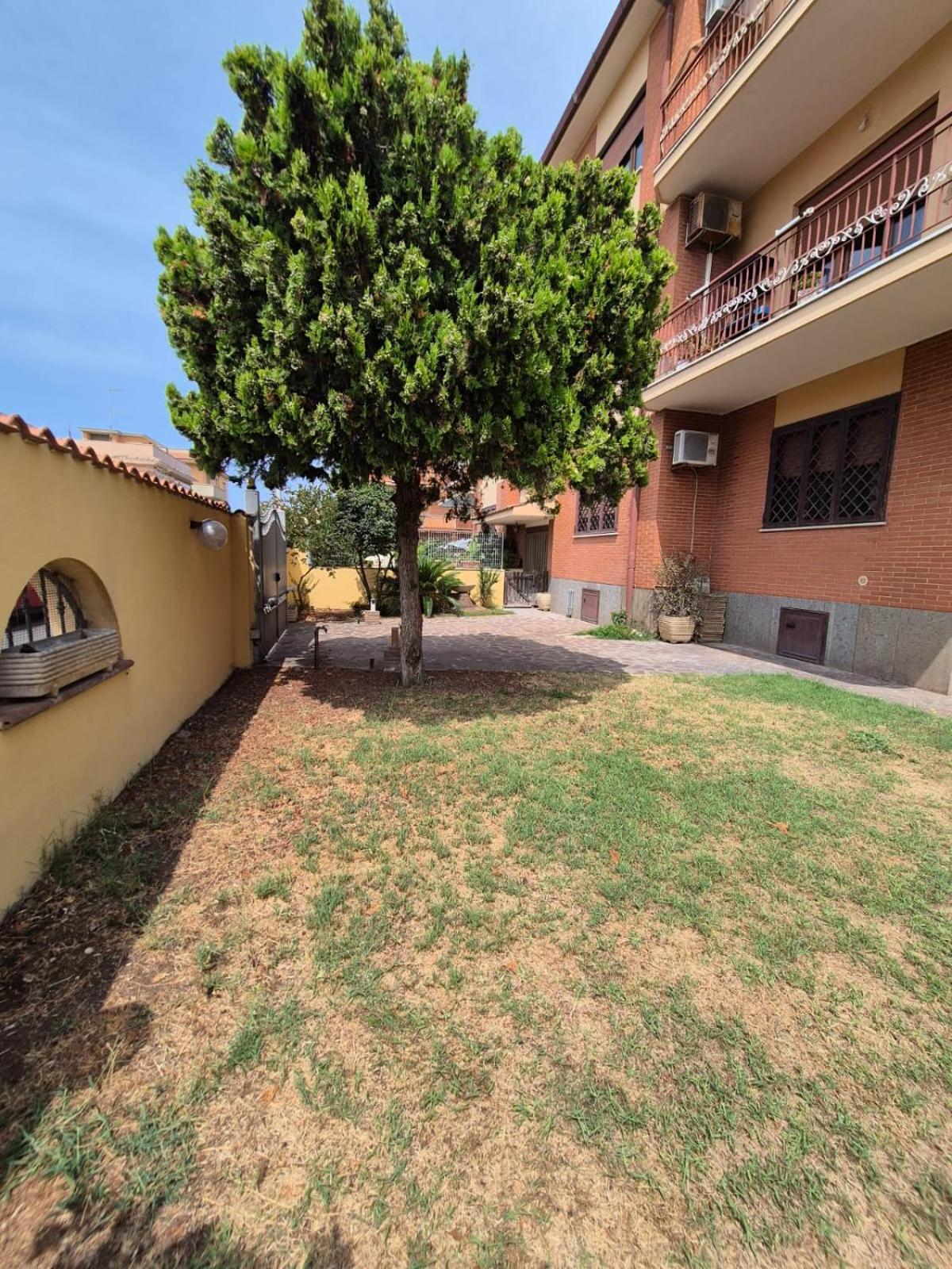 Madi House Apartment Фиумичино Екстериор снимка